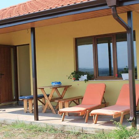 Malavi Guest House Krasen! Comfort&Clean! מראה חיצוני תמונה