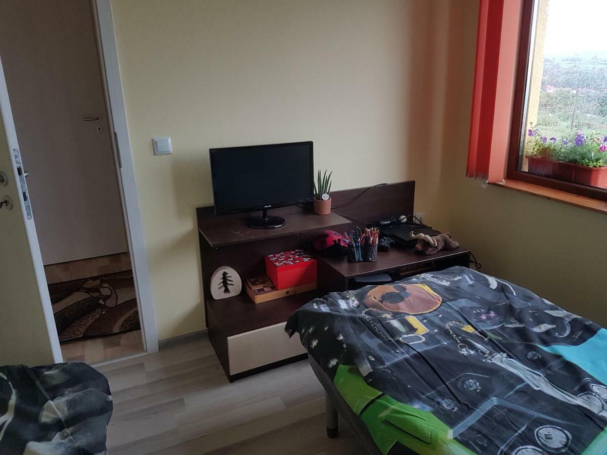 Malavi Guest House Krasen! Comfort&Clean! מראה חיצוני תמונה