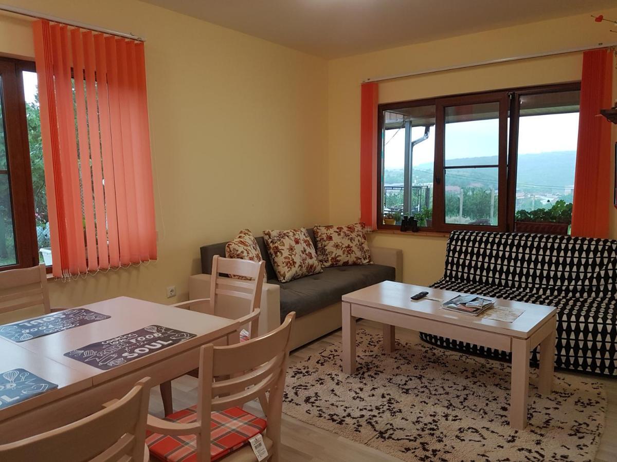 Malavi Guest House Krasen! Comfort&Clean! מראה חיצוני תמונה